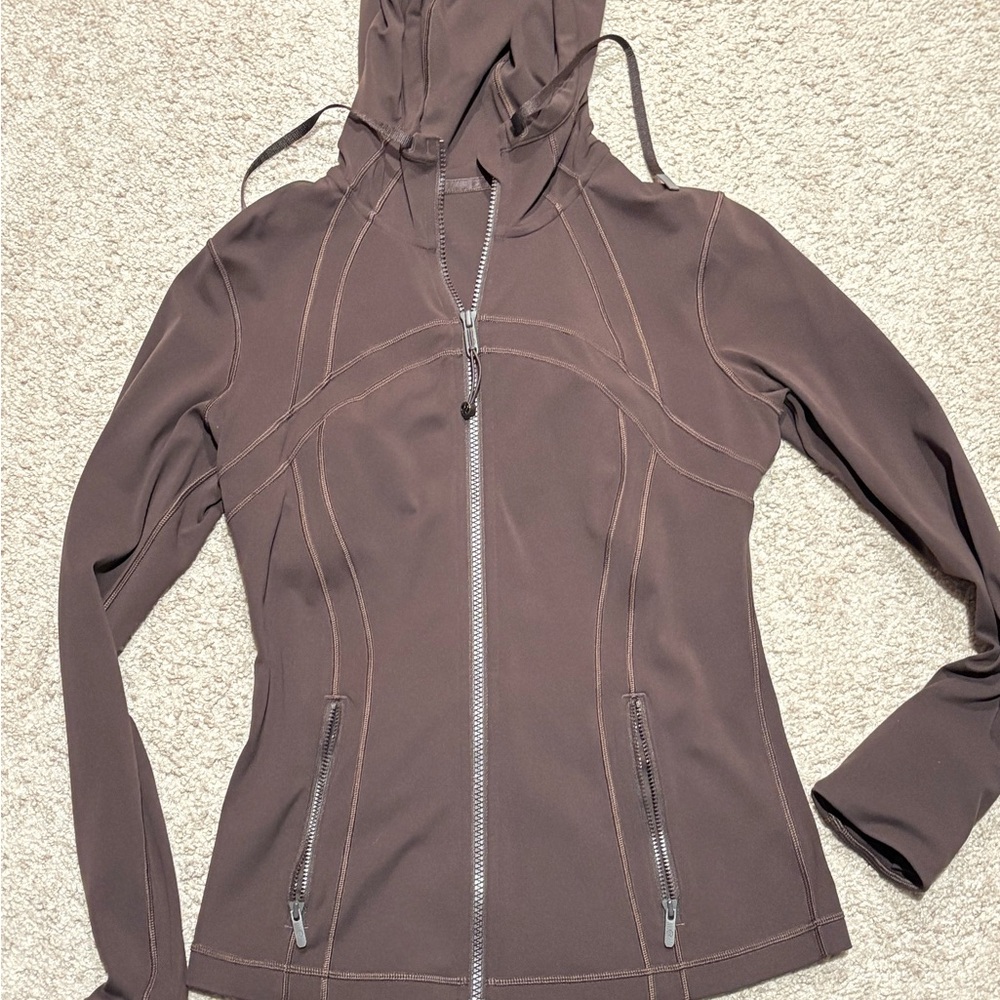 Lululemon Nulu expresso jacket